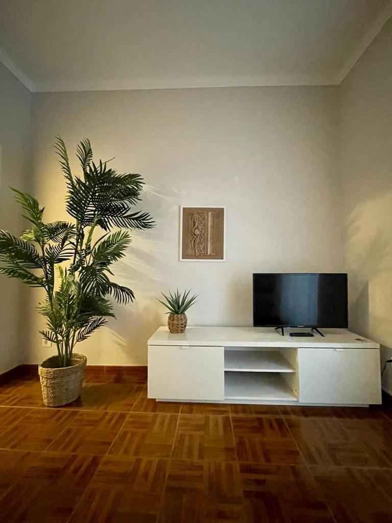 나자레 Lugar Dos Avos - R/C 아파트 외부 사진